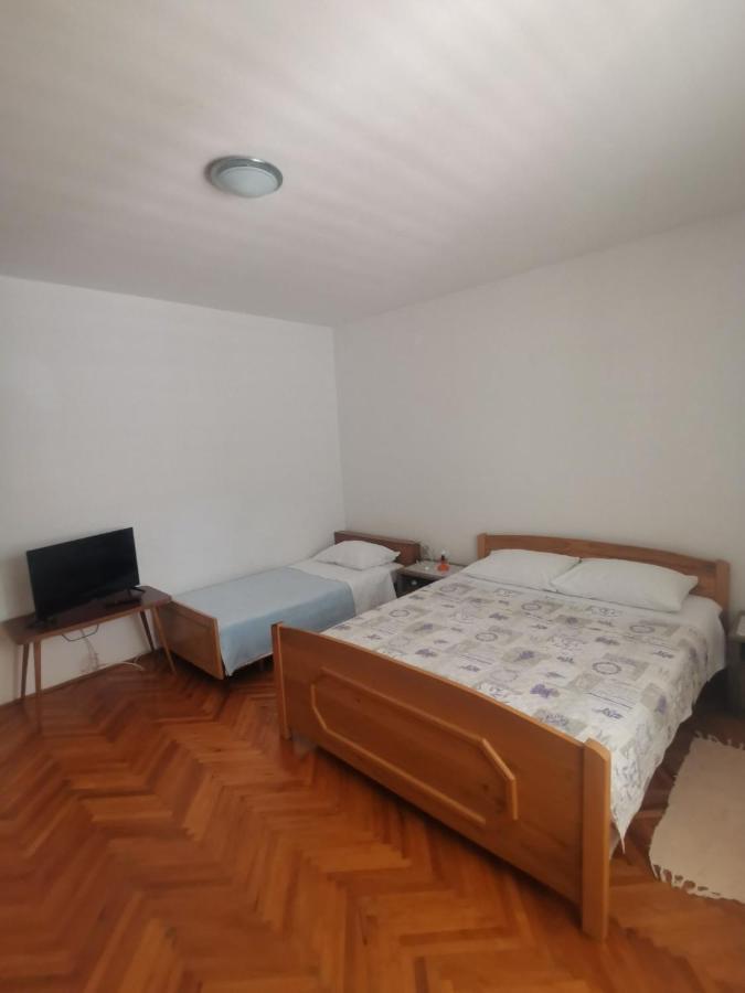 Emily Appartement Biograd Na Moru Buitenkant foto
