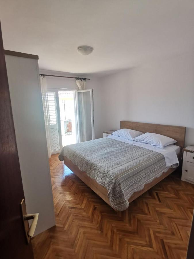 Emily Appartement Biograd Na Moru Buitenkant foto