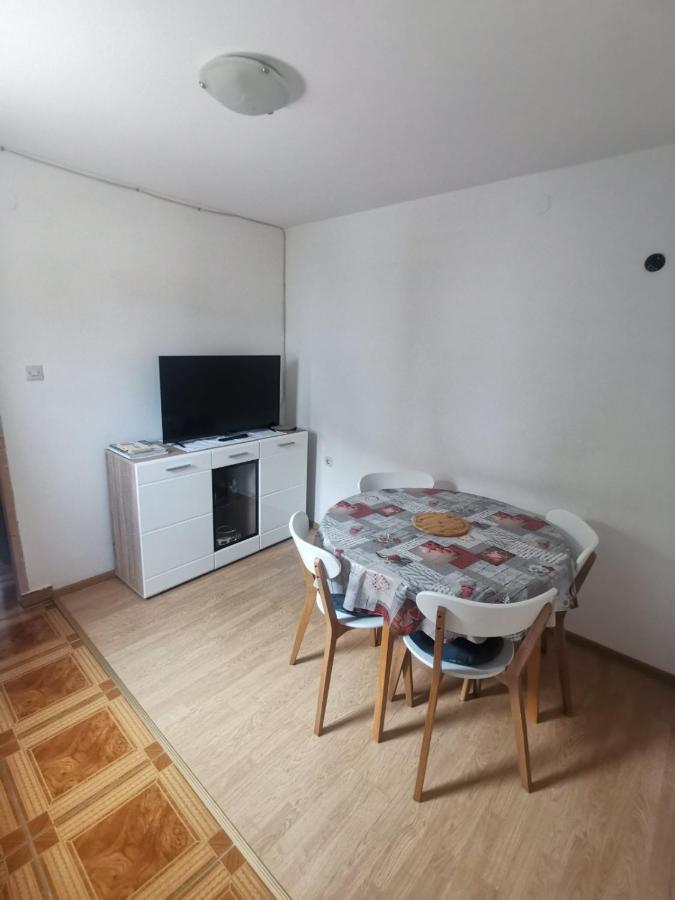 Emily Appartement Biograd Na Moru Buitenkant foto